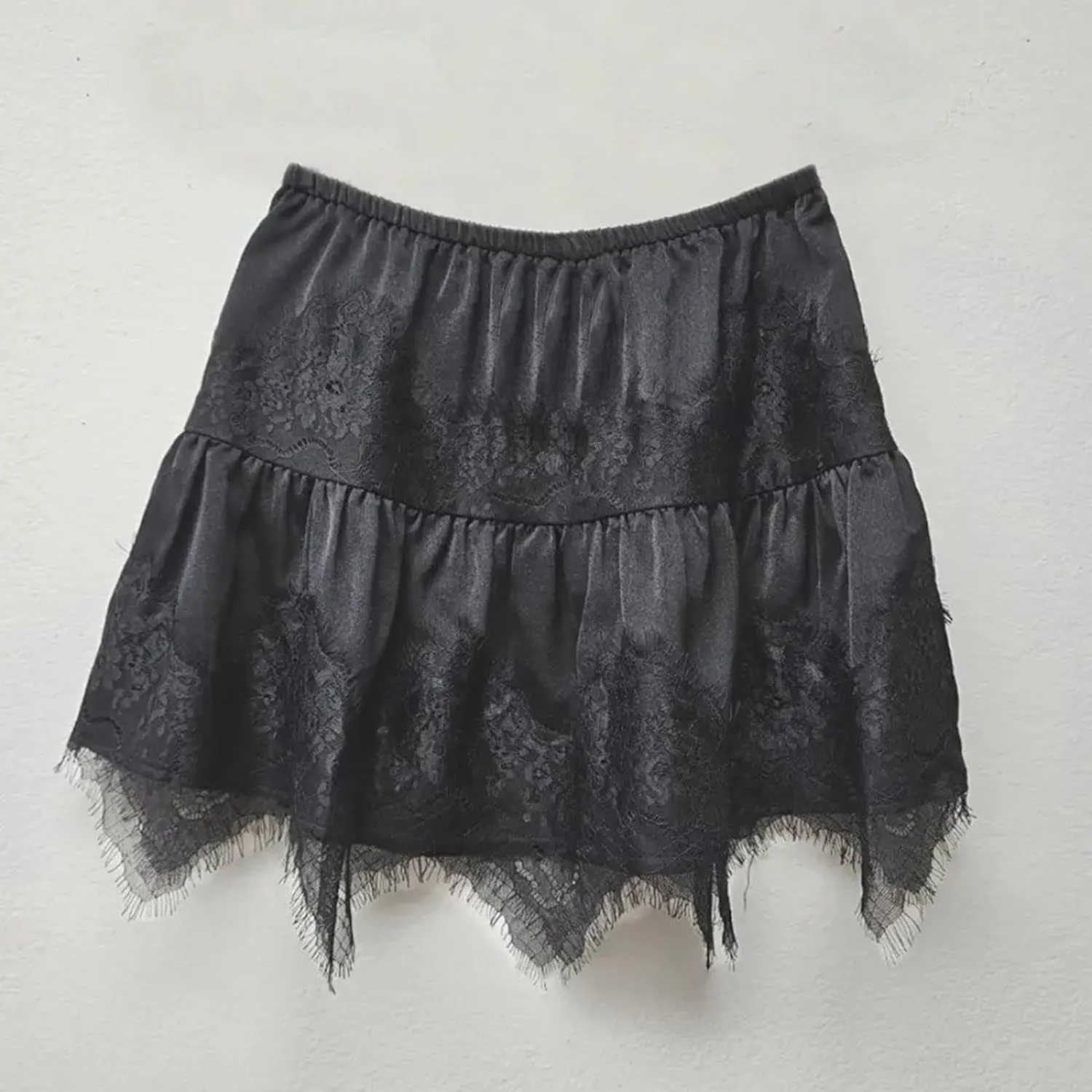 wdehow Women Y2K Lace Mini Skirt Low Rise Ruffle Pleated Layered Flowy Short Skirts